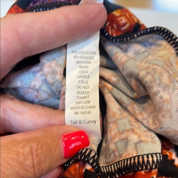 Vibrant Patterned Women's LuLaRoe TC Legginds Set - Picture 5 of 9